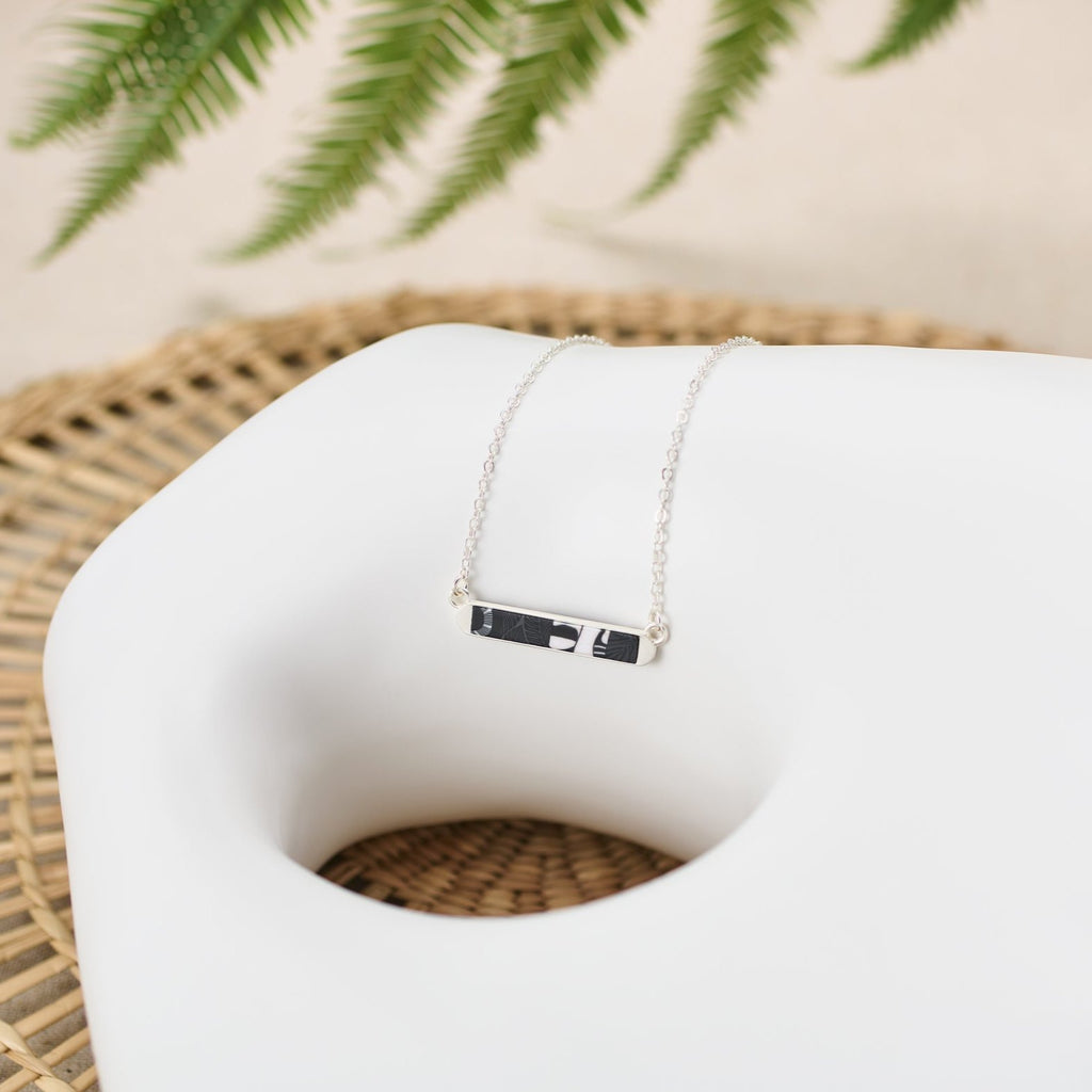 barisha　２点 Noir Reversible Mini Bar Necklace - JILZARAH